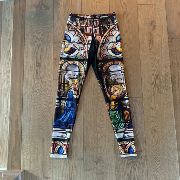Blackmilk Cathedral Leggings Size M - Picture 2 of 3